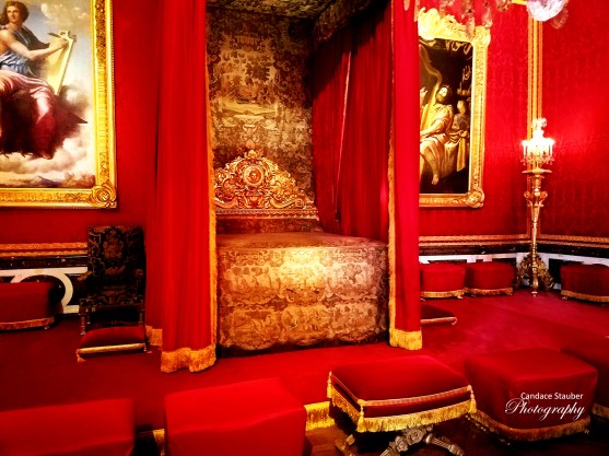 20160414_kingsbed-versaille-red