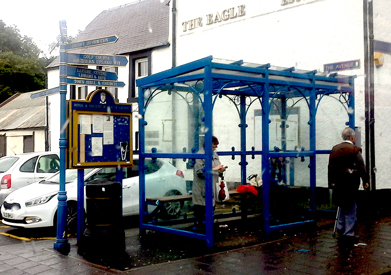 busstopatrosyln2013-08-05-10-13-4-800