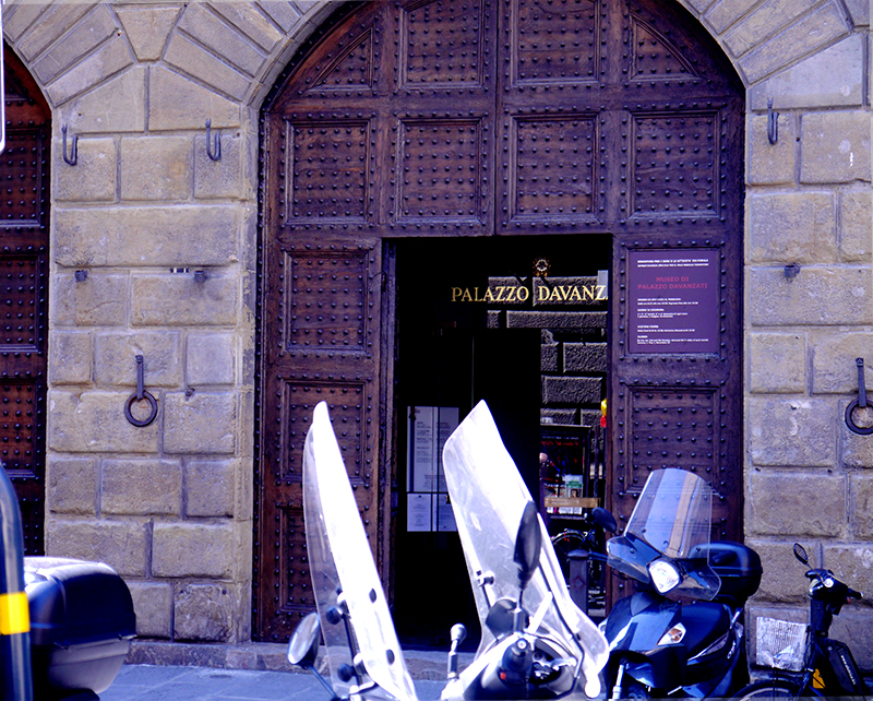 medievaldoorway-florencep1010144-800