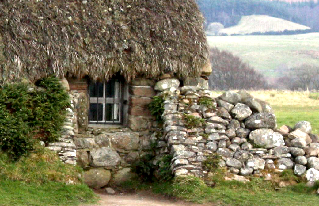 scottishwindow-cullodenfield