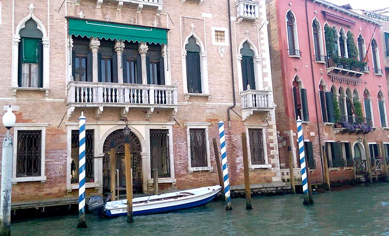Door to Door Service- venice