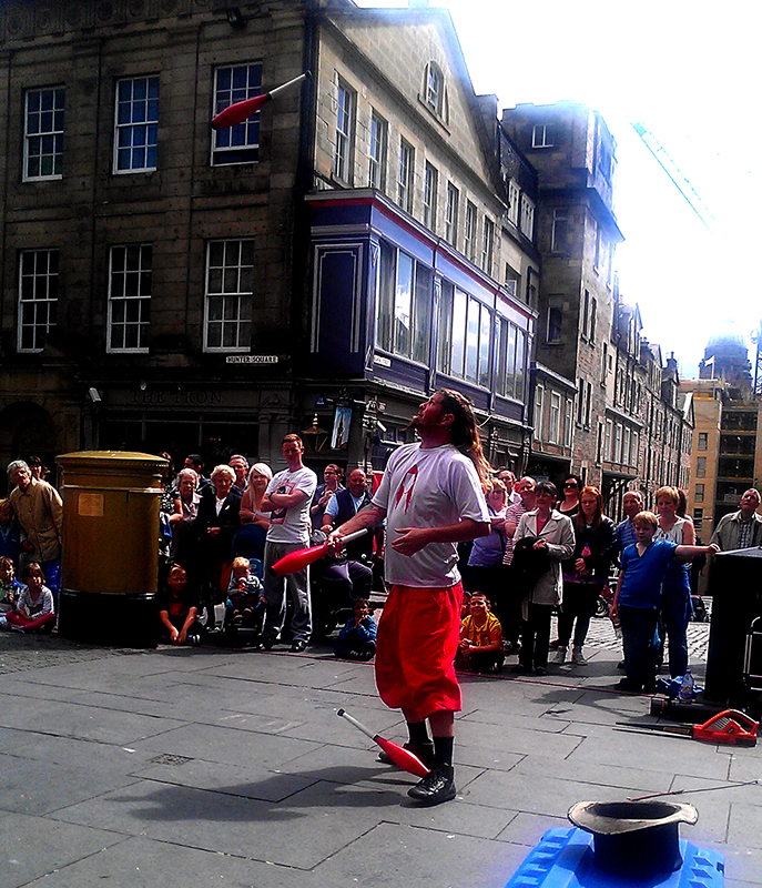 juggler2013-08-09-13-48-28-800