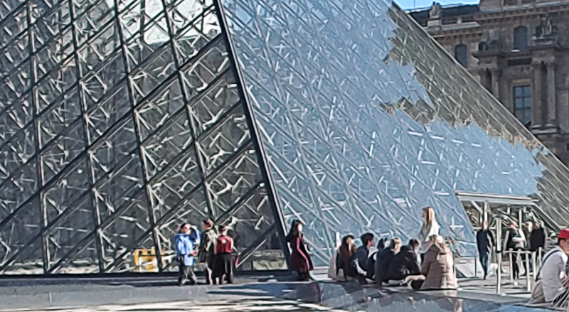 doortothelouvre20160407_182006-800