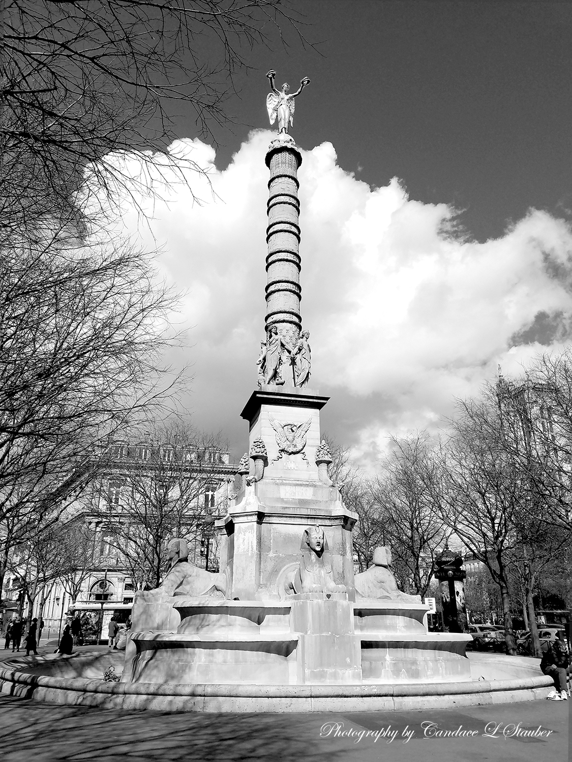 monochrome-paris-1-20160407-1500