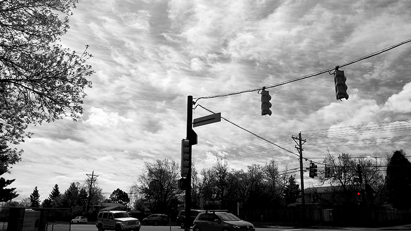 TrafficSignalsandSky-800-20170420_093412