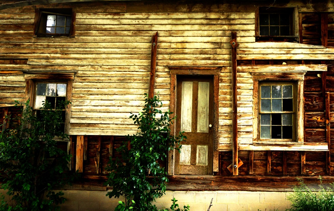 Homestead-door-1DSC02458