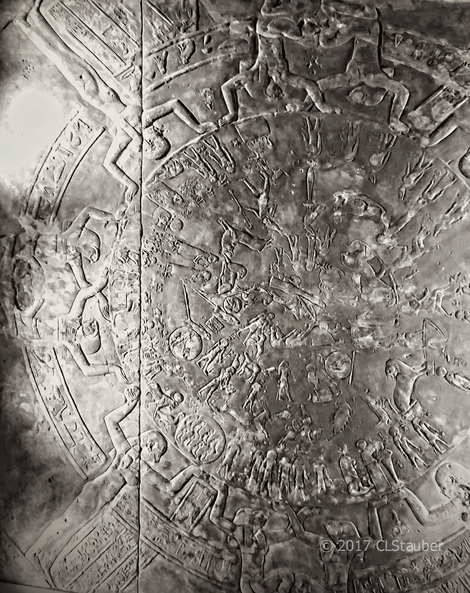 00-egyptianceiling-louvre-20160415_134820_monochrome