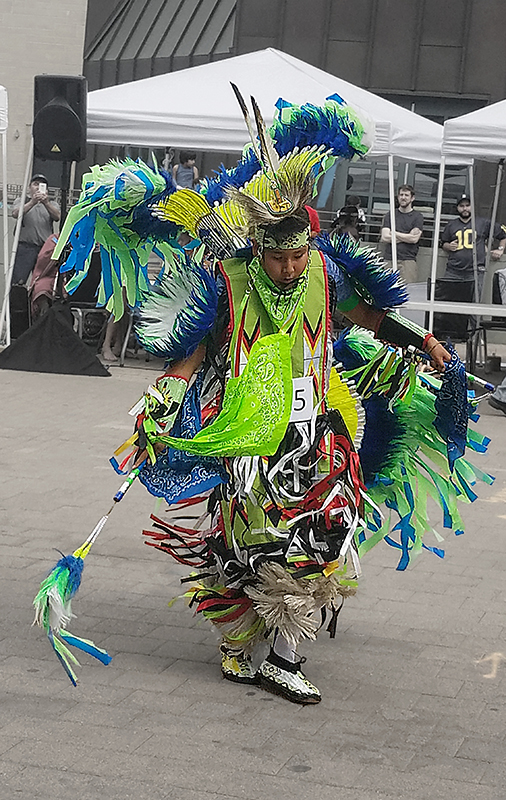 00-fancydancer-powwow-09092017-800