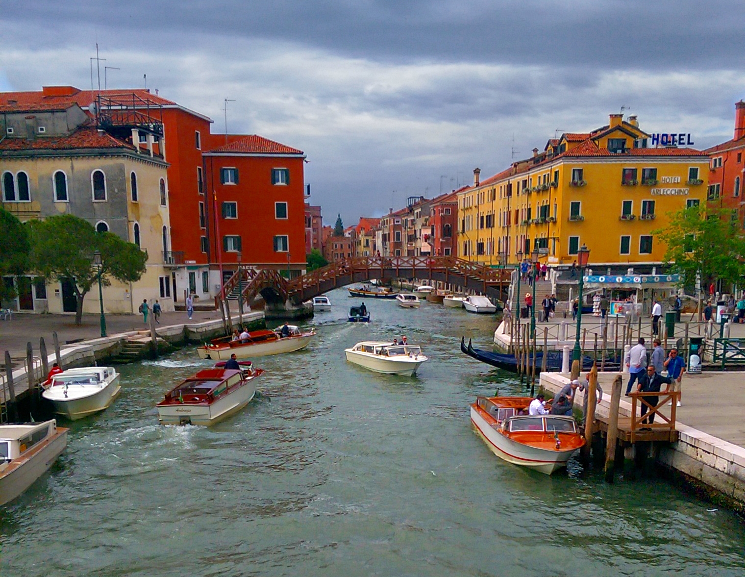 2015-06-17 02.48.08venice-canals