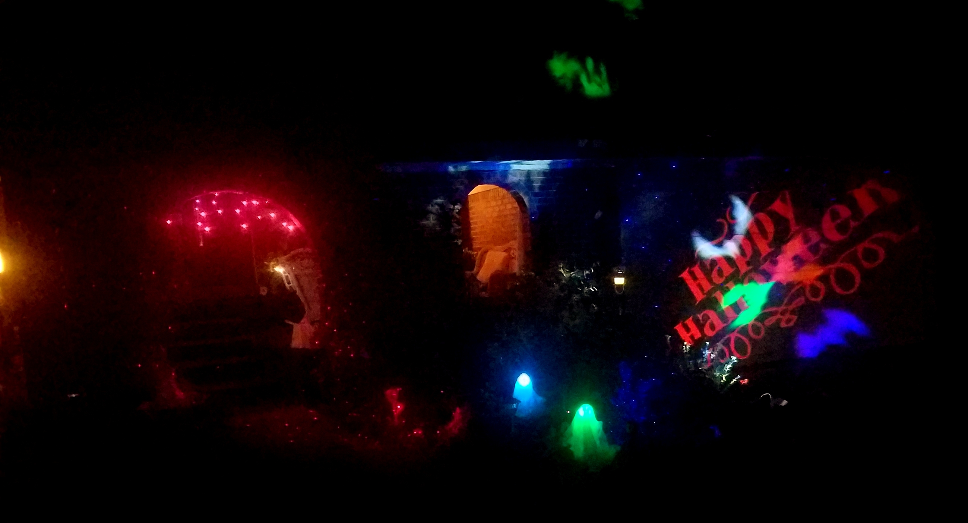 00-HalloweenHouse-20171020_211014_pe