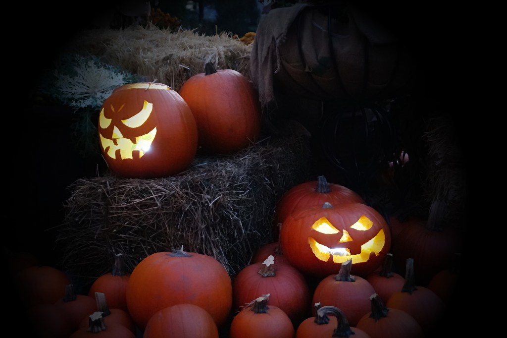 Happy Halloween – Pumpkin