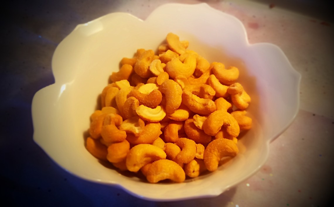 00-20171225_cashews_pe