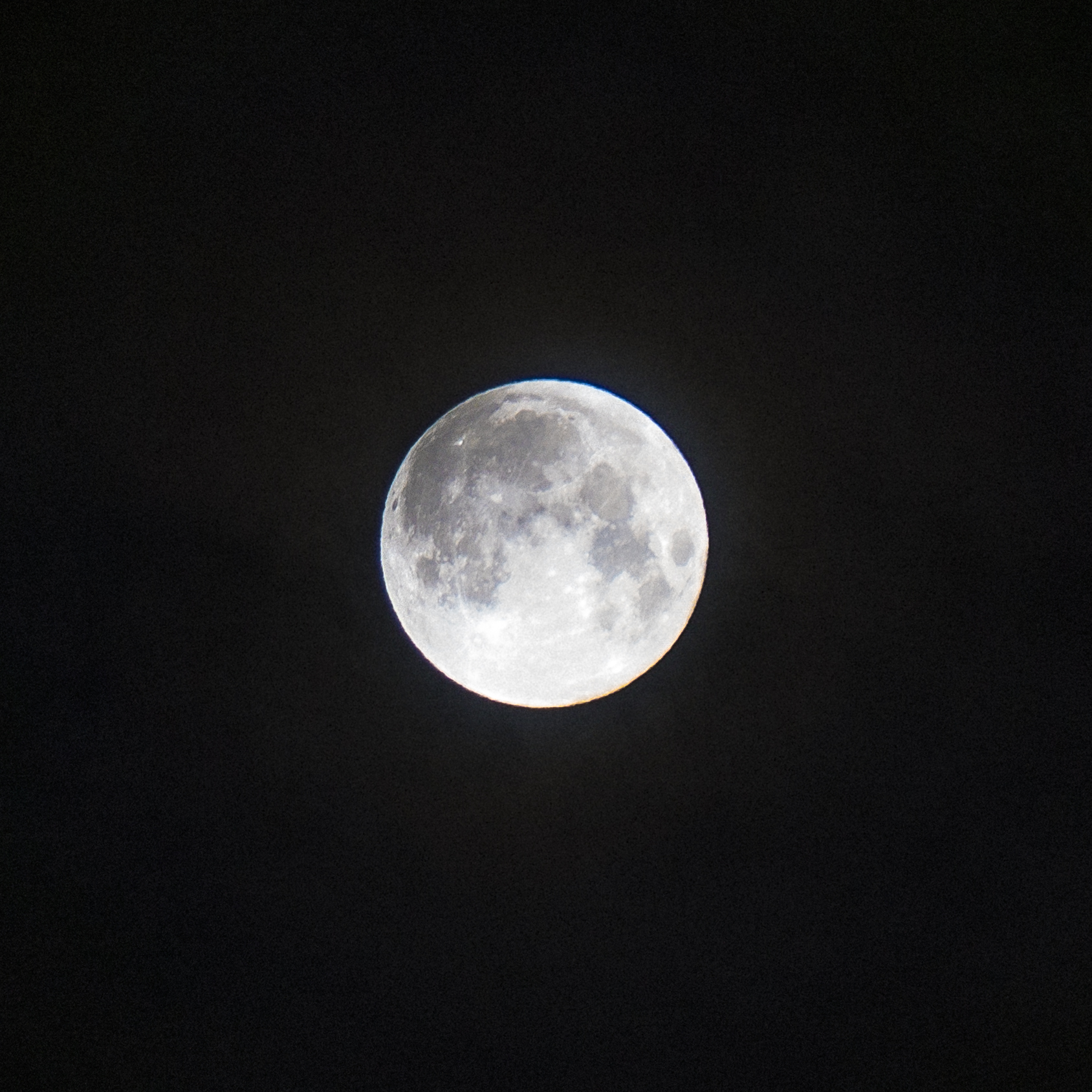 DSC04375-lunar-00