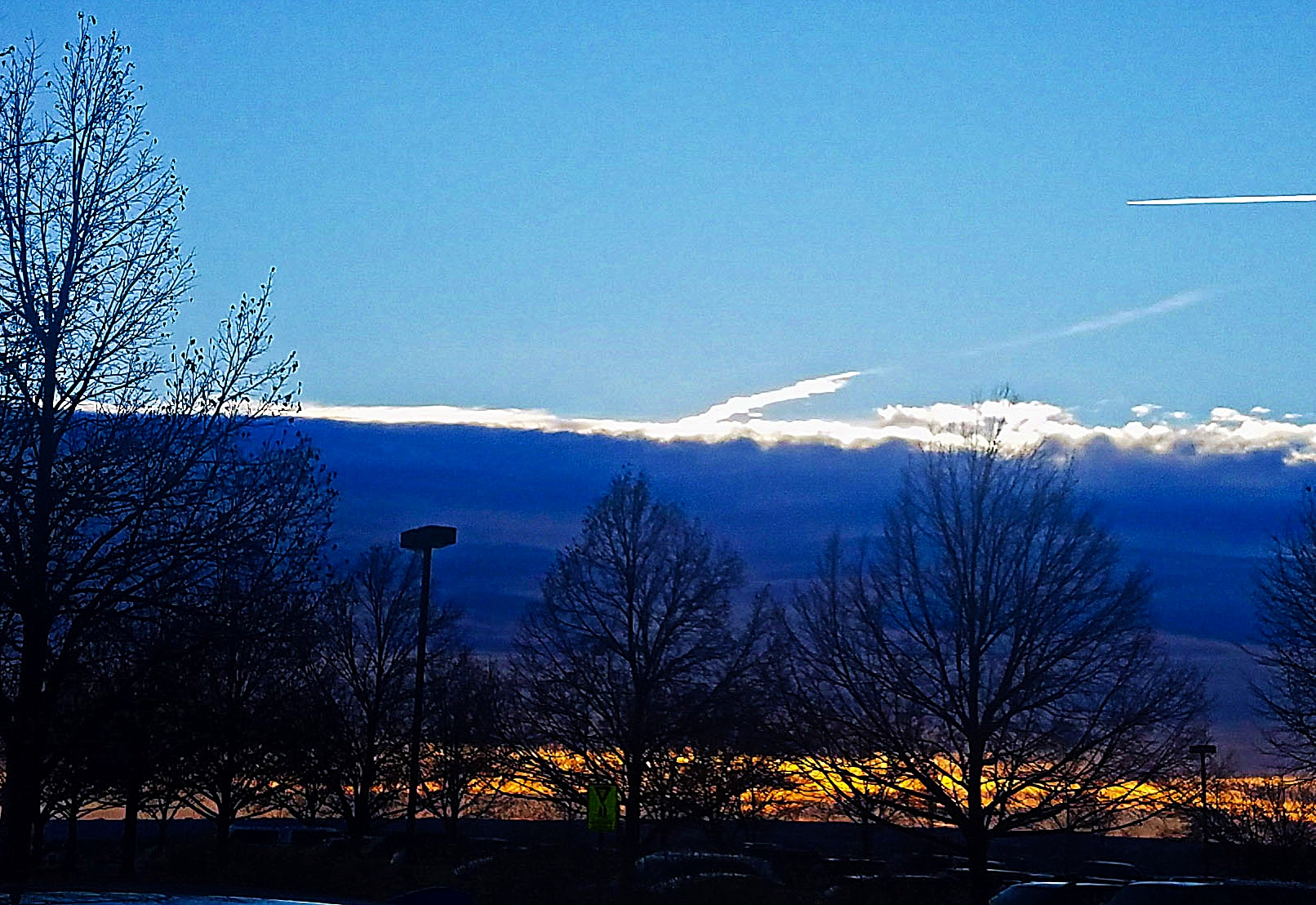 sunrise_tree_silouhettes_20171220_A