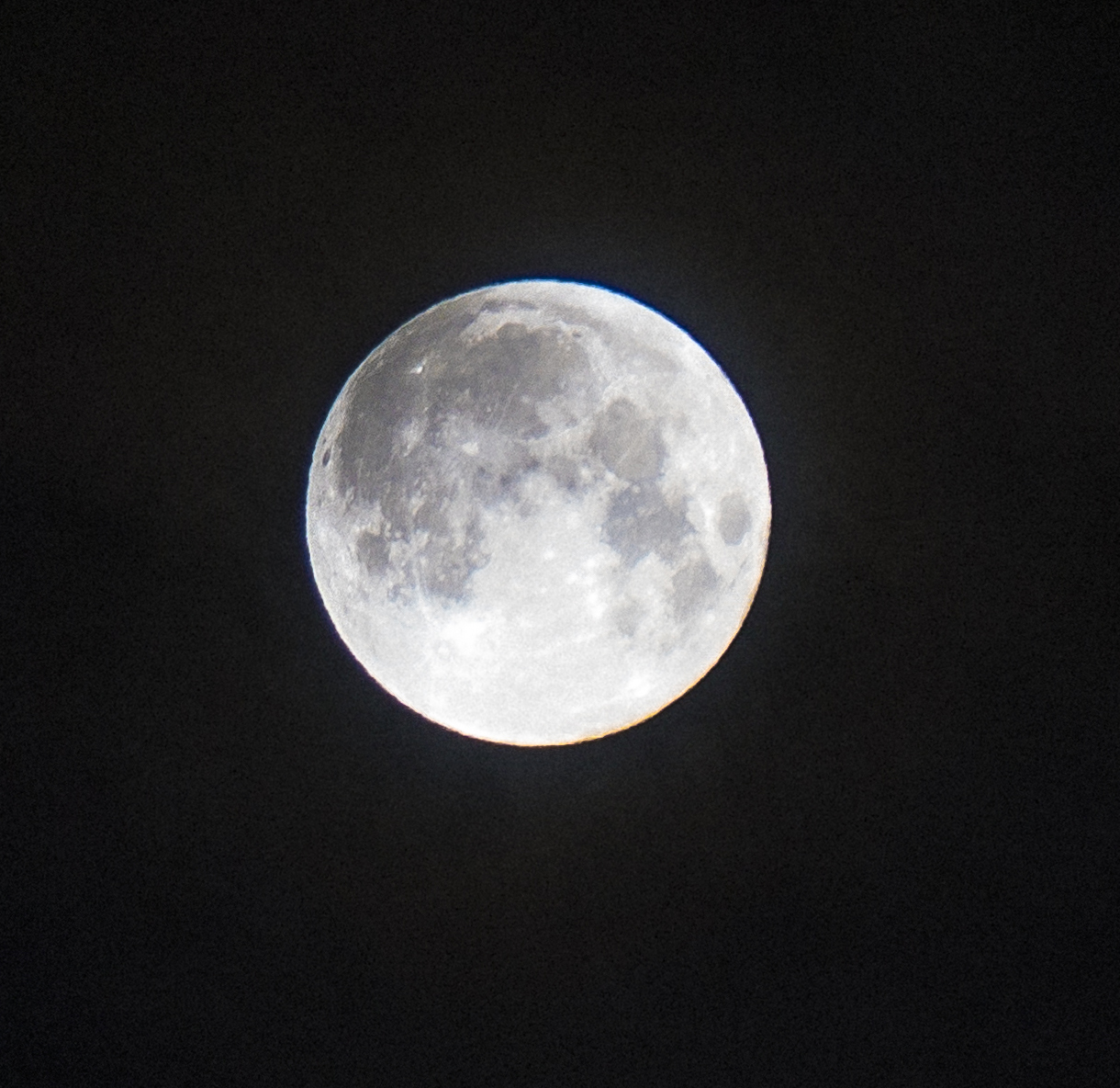 DSC04375-lunar-01