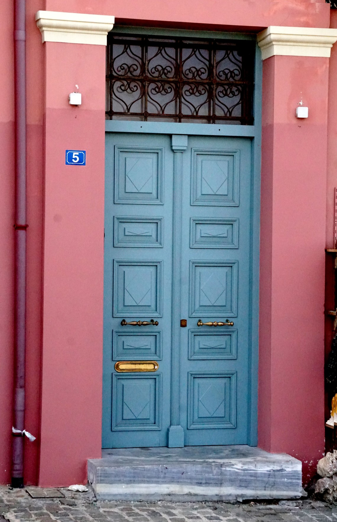 00-Athens-door-blue-DSC00074
