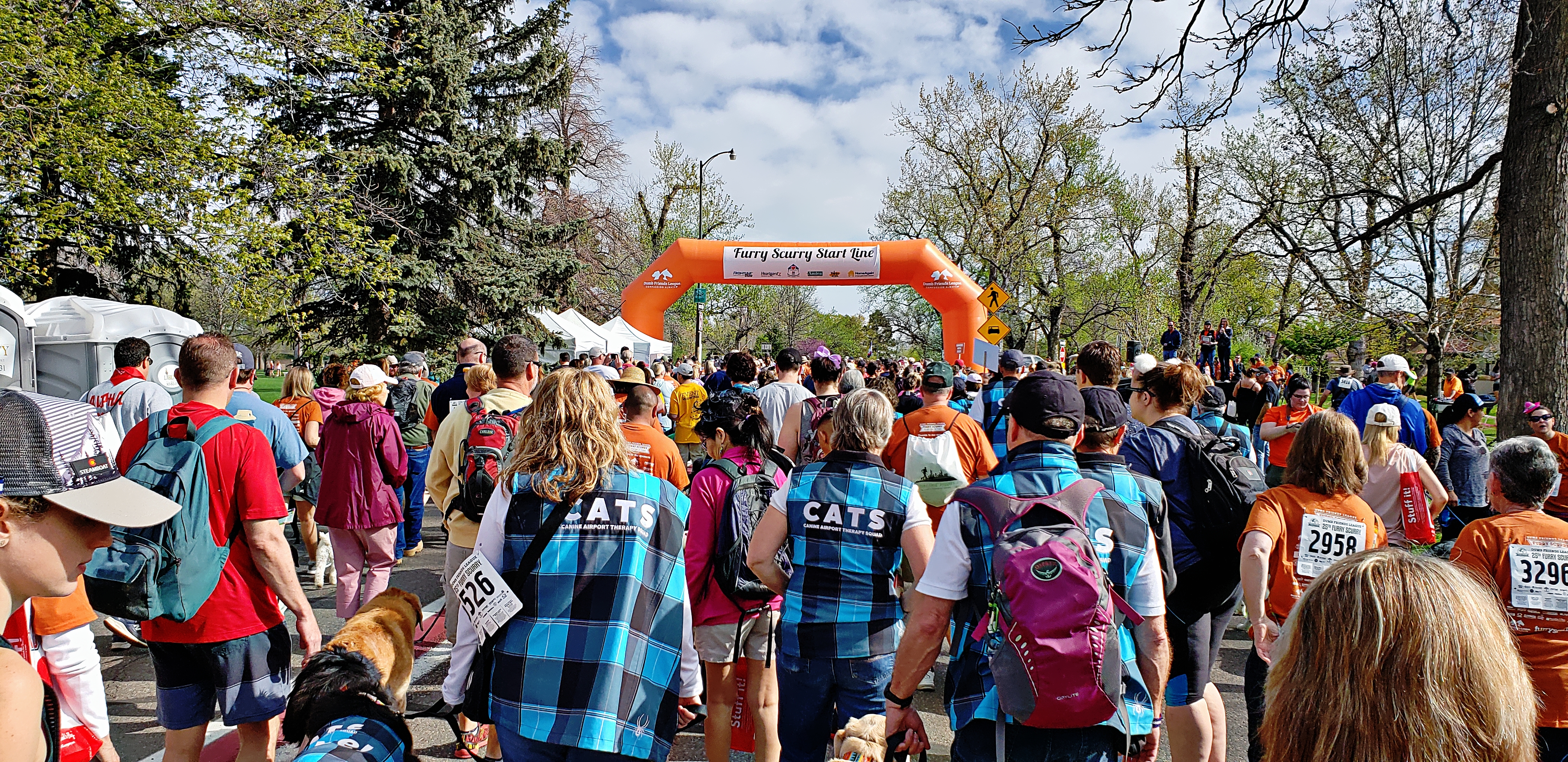 00-FurryScurry-StartLine-i20180505_090651_A