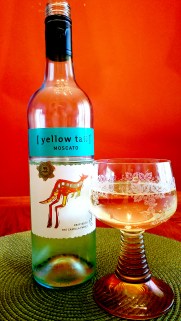 yellowtail-wine-1000.jpg