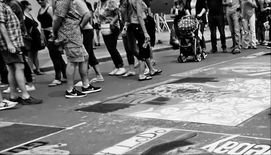 00-feet-ChalkArtShow-DSC05623_M900