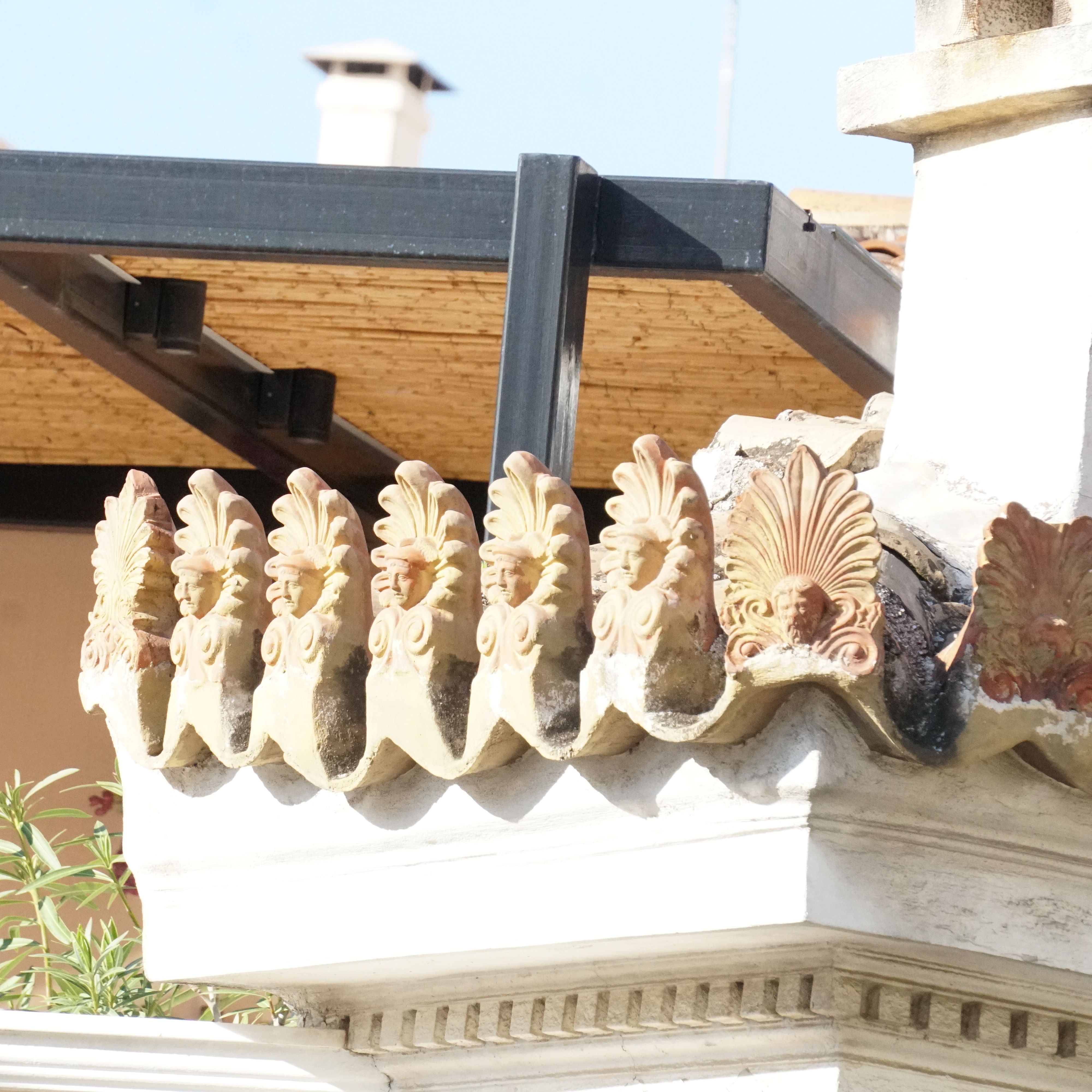 00-RoofDecorationsAthensDSC00057_A