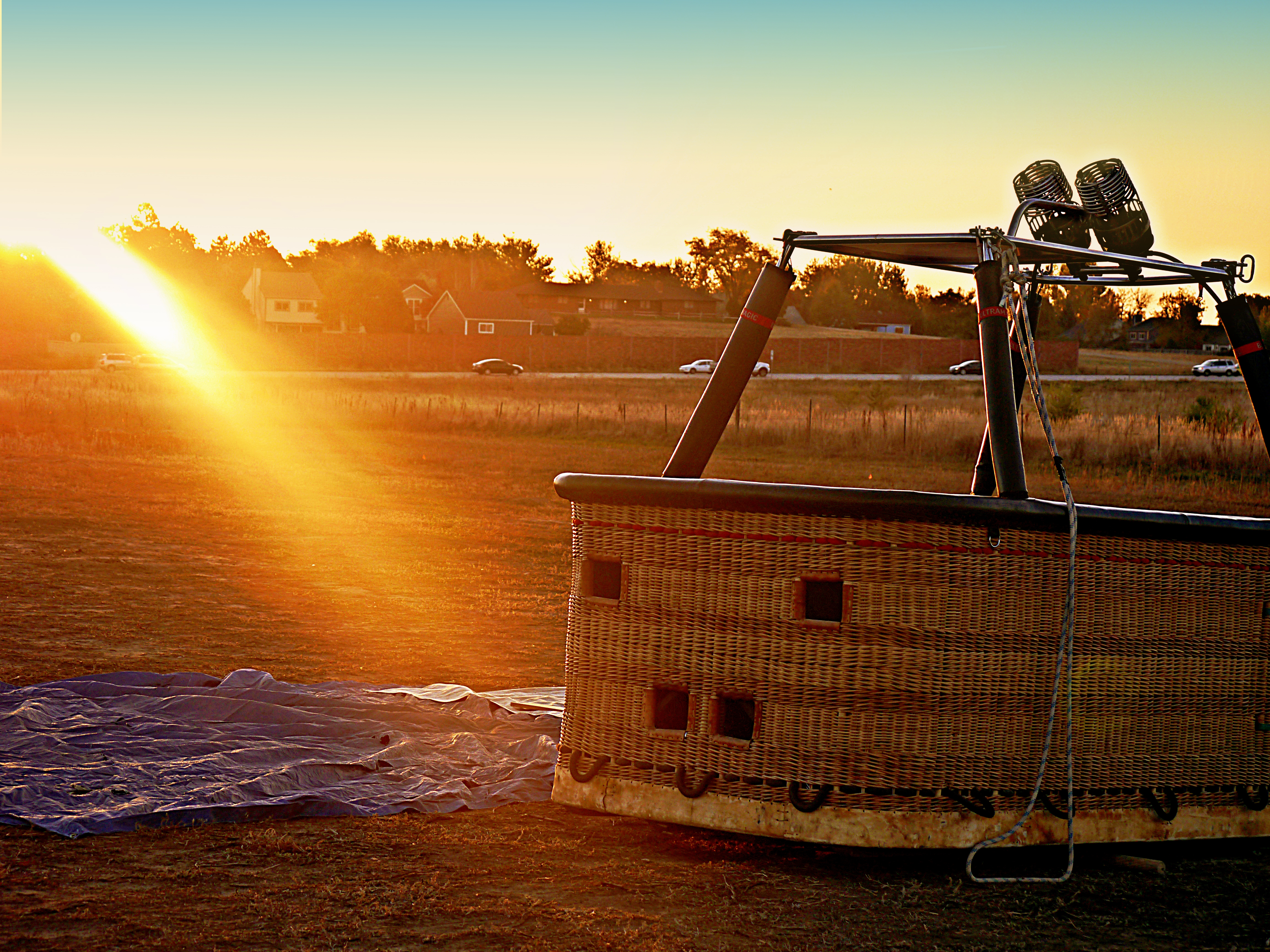 hotairballoonbasket-22045056528_AA